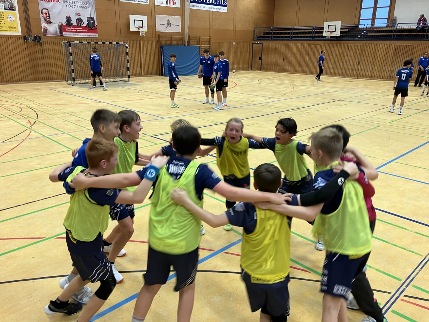 Dm1: Youngstars mit hart erkämpftem Auswärtssieg